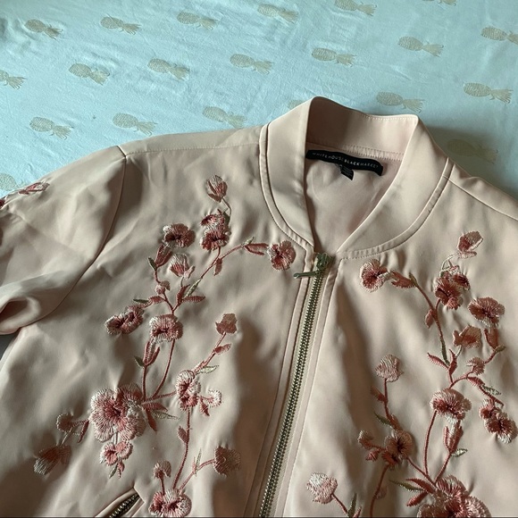 Bomber jacket - Picture 2 of 4